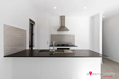 Property photo of 45 Joey Crescent Deanside VIC 3336