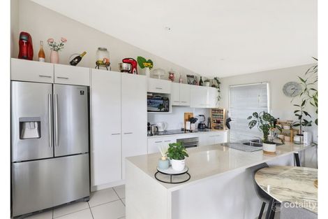 Property photo of 19 Ashburton Crescent Sippy Downs QLD 4556
