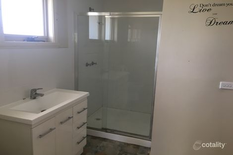 Property photo of 2/22 Riddell Road Sunbury VIC 3429