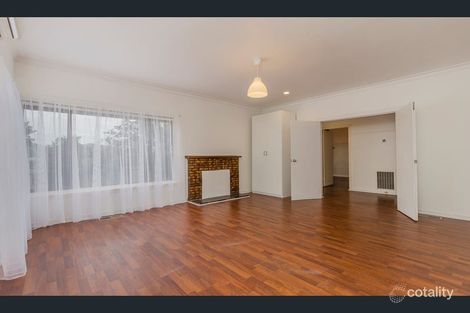 Property photo of 4 Calvert Street Hamlyn Heights VIC 3215