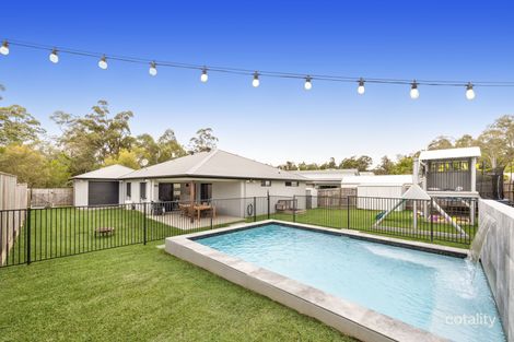 9 Eumeralla Cres, Landsborough, QLD 4550
