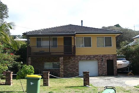 Property photo of 35 North Avoca Parade North Avoca NSW 2260