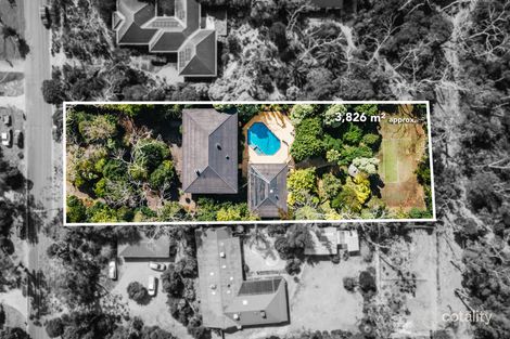 Property photo of 10 Winona Road Mount Eliza VIC 3930