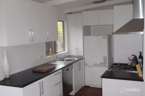 Property photo of 32 Hilltop Avenue Blairgowrie VIC 3942