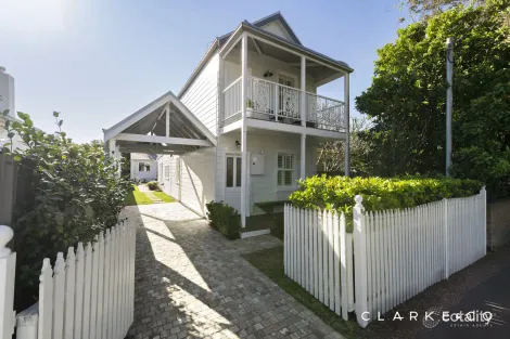 38 Roxburgh St, Lorn, NSW 2320