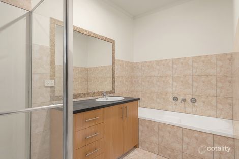 Property photo of 2/5 Fieldlark Court Werribee VIC 3030