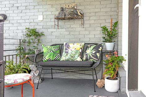 Property photo of 2/6 Moore Road Freshwater NSW 2096