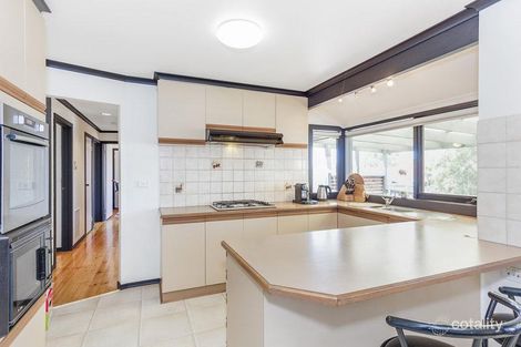 Property photo of 2 Banker Court Epping VIC 3076