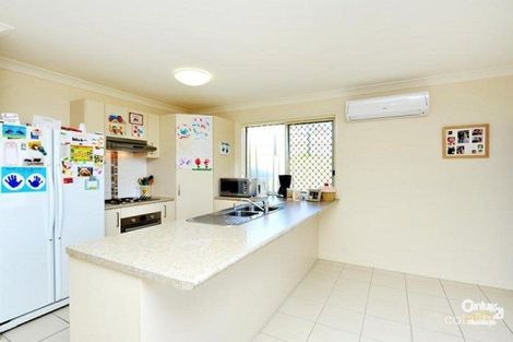 Property photo of 19 Bolte Crescent Kallangur QLD 4503