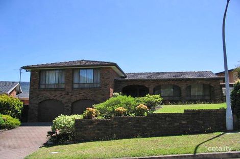 6 Peace Cres, Balgownie, NSW 2519