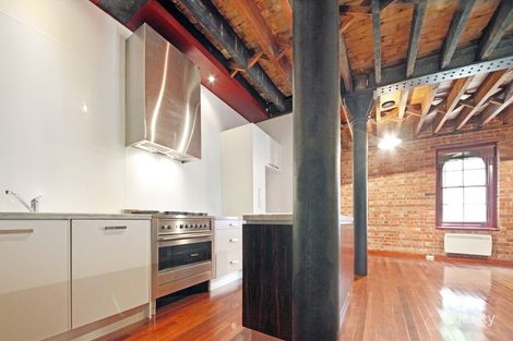 Property photo of 41/1 Riverside Quay Southbank VIC 3006