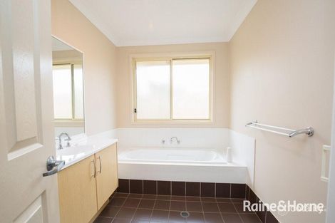 Property photo of 32 Carnarvon Circuit East Maitland NSW 2323
