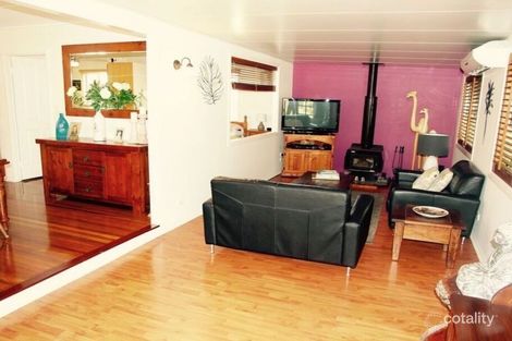 Property photo of 18 Boronia Drive Southport QLD 4215