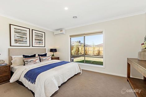 Property photo of 62 Dawnview Crescent Roxburgh Park VIC 3064