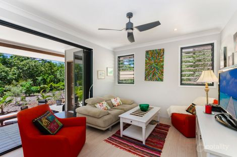 Property photo of 2/190 Apjohn Street Horseshoe Bay QLD 4819