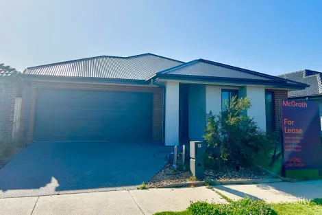 13 Avaward St, Wyndham Vale, VIC 3024