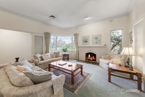 Property photo of 20 The Avenue Surrey Hills VIC 3127