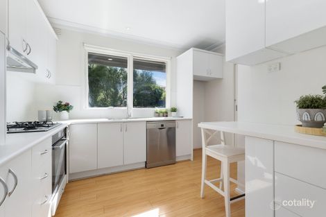 Property photo of 1 Hodgkinson Court Springvale VIC 3171