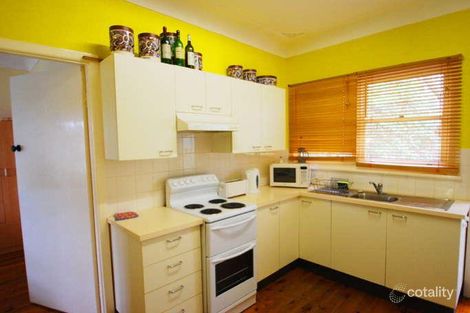 Property photo of 26 Warri Crescent Macmasters Beach NSW 2251