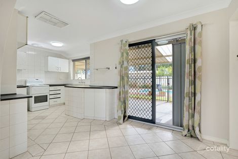 Property photo of 13 Beechcroft Place Camillo WA 6111