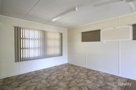 Property photo of 22 Racecourse Road Emerald QLD 4720