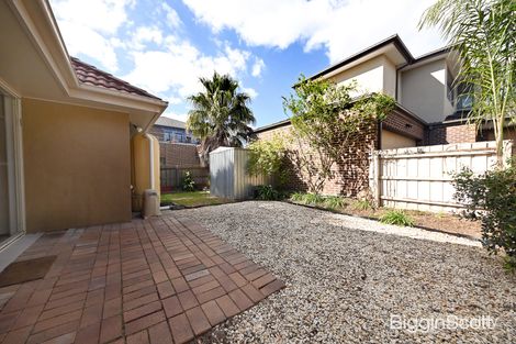 Property photo of 2/9 Johnson Drive Glen Waverley VIC 3150