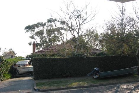 33 Summerhill Rd, Brighton East, VIC 3187