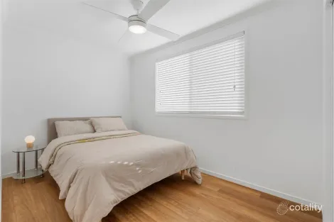 Property photo of 7 Iris Place Fitzgibbon QLD 4018