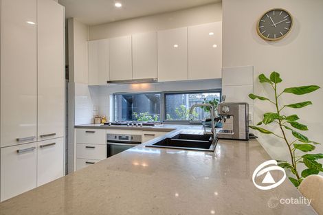Property photo of 5A Pettit Close Berwick VIC 3806