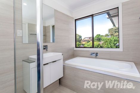 Property photo of 1/40 Woodhouse Road Doncaster East VIC 3109