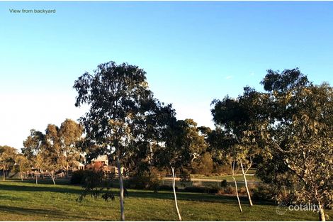 15 Farnham Cres, Mill Park, VIC 3082