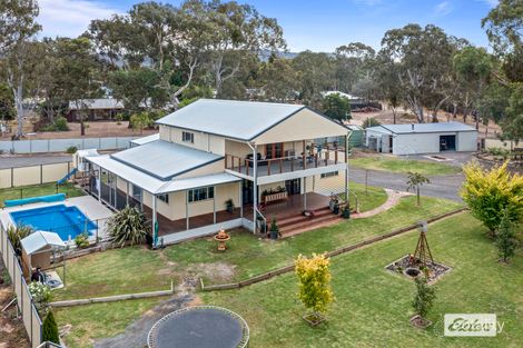 4 Ash Gr, Ararat, VIC 3377