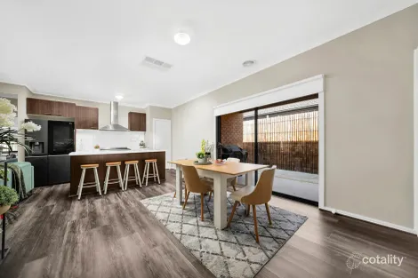 Property photo of 13 Abloom View Mickleham VIC 3064
