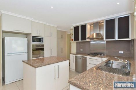 Property photo of 99 Sunnymeade Drive Aberfoyle Park SA 5159