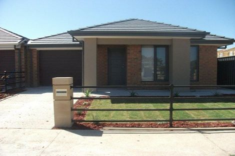 84 Biturro St, Largs North, SA 5016