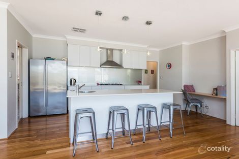 Property photo of 32 Clarkshill Road Secret Harbour WA 6173