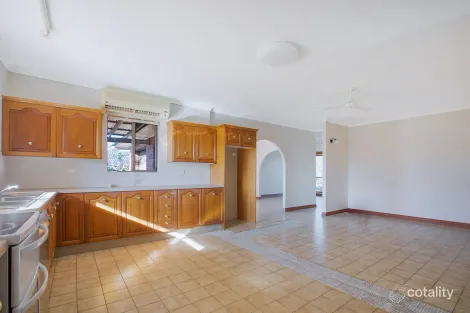 Property photo of 4 Taronne Street Carindale QLD 4152