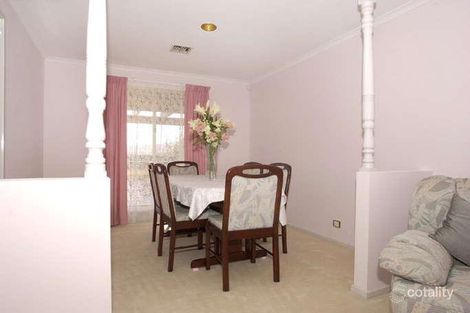 Property photo of 4 Fingleton Crescent Gordon ACT 2906