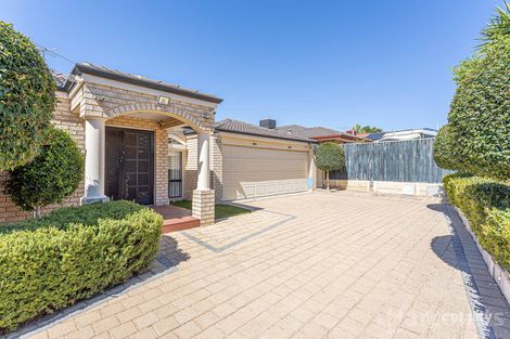 Property photo of 8 Pineview Place Landsdale WA 6065