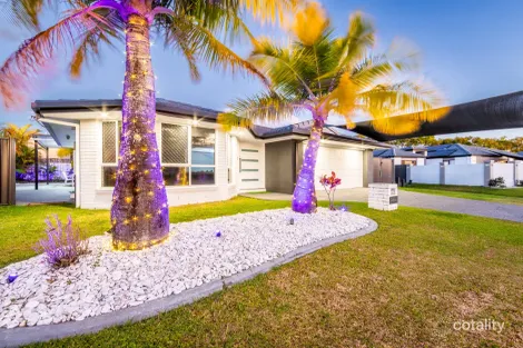 Property photo of 20 Notre Dame Court Varsity Lakes QLD 4227