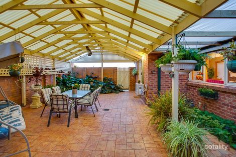 Property photo of 21 Longhurst Crescent Hillside VIC 3037