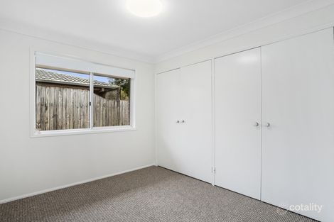 2/9 Avi Ct, Labrador, QLD 4215
