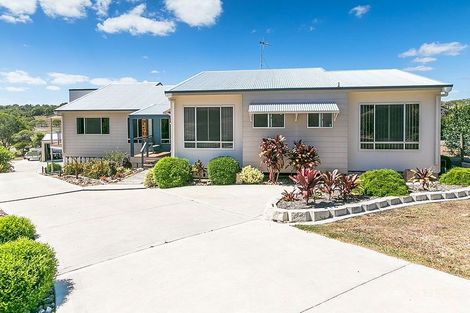 Property photo of 7 Eagle Close Craignish QLD 4655