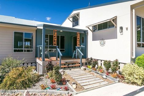 Property photo of 7 Eagle Close Craignish QLD 4655