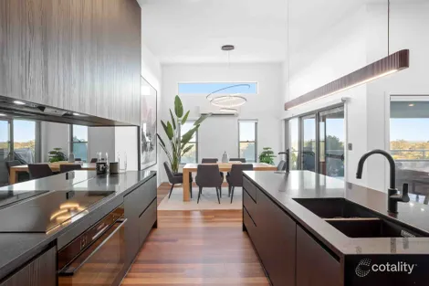 Property photo of 17 Currawong Crescent Upper Coomera QLD 4209