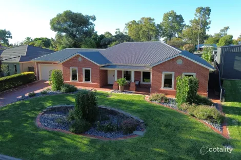 Property photo of 14 Cambridge Terrace Mildura VIC 3500