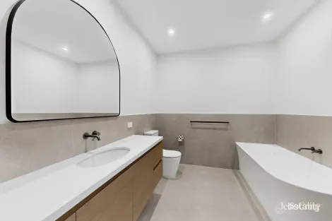 Property photo of 2 Mary Street Brighton VIC 3186