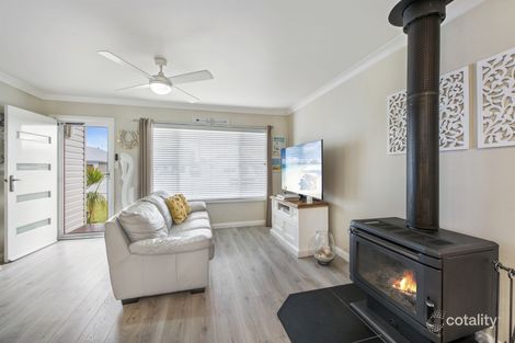 Property photo of 55 Kathleen White Crescent Killarney Vale NSW 2261