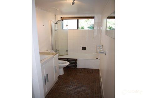 Property photo of 2/20 Lucinda Street Taringa QLD 4068