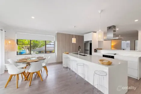 Property photo of 1/3 Sandy Point Road Corlette NSW 2315